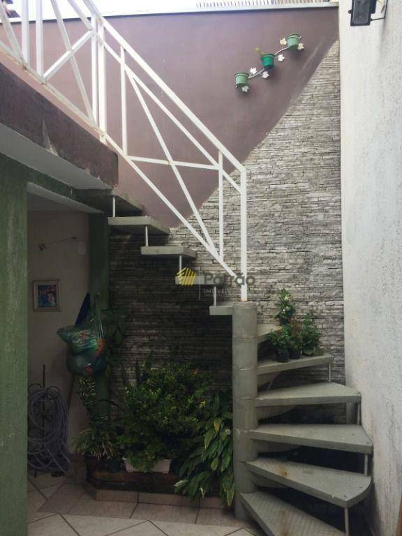 Sobrado à venda com 3 quartos, 157m² - Foto 15