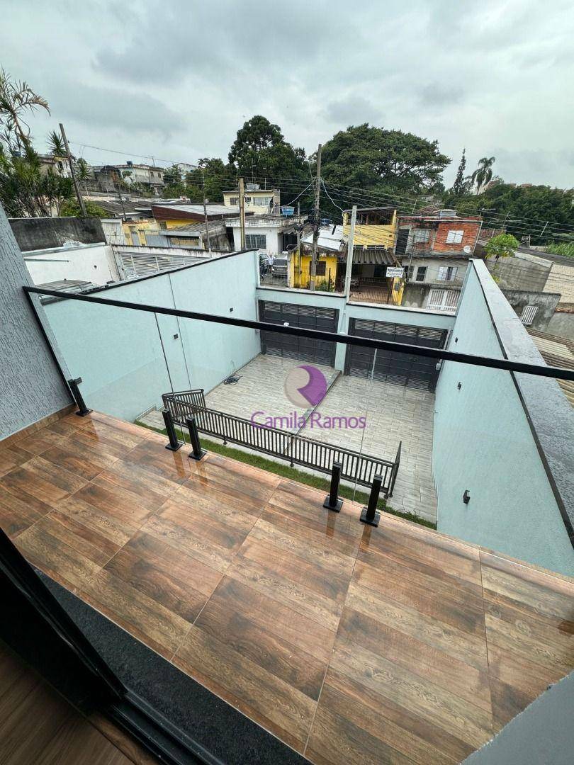 Sobrado à venda com 2 quartos, 100m² - Foto 2