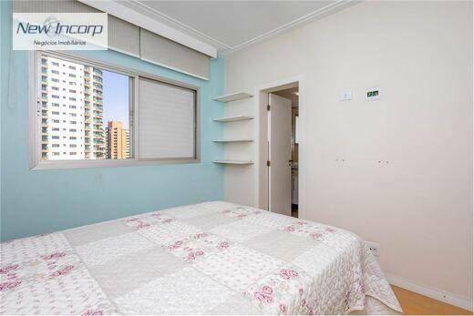 Apartamento à venda com 4 quartos, 196m² - Foto 31