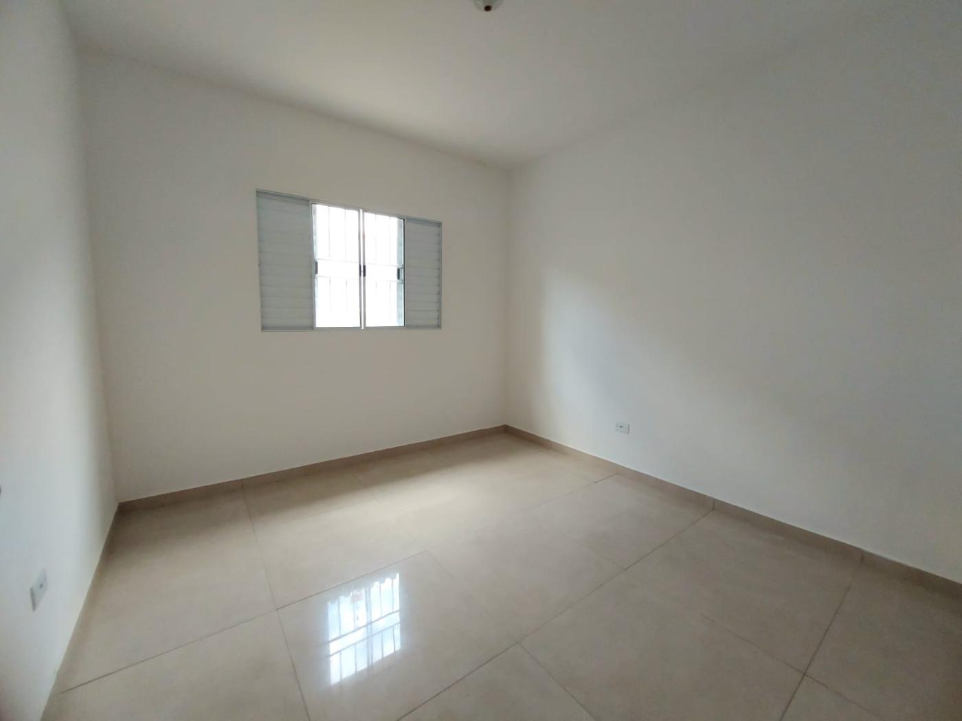 Casa à venda com 3 quartos, 210m² - Foto 4