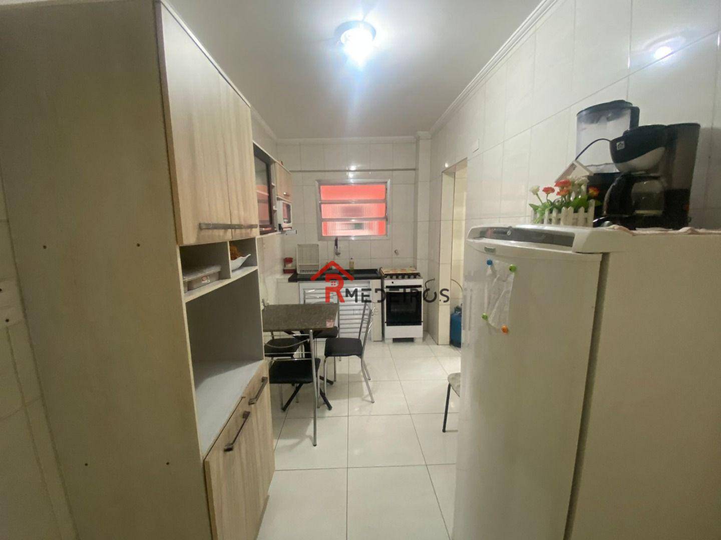 Apartamento à venda com 1 quarto, 50m² - Foto 8