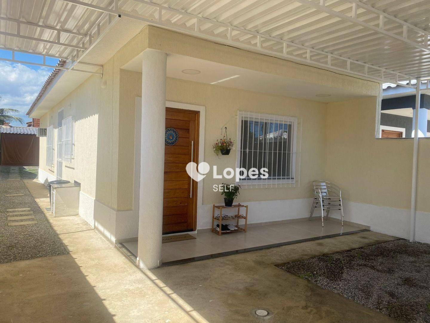 Casa à venda com 2 quartos, 81m² - Foto 1