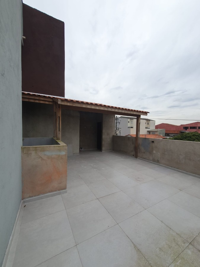 Cobertura à venda com 2 quartos, 84m² - Foto 2