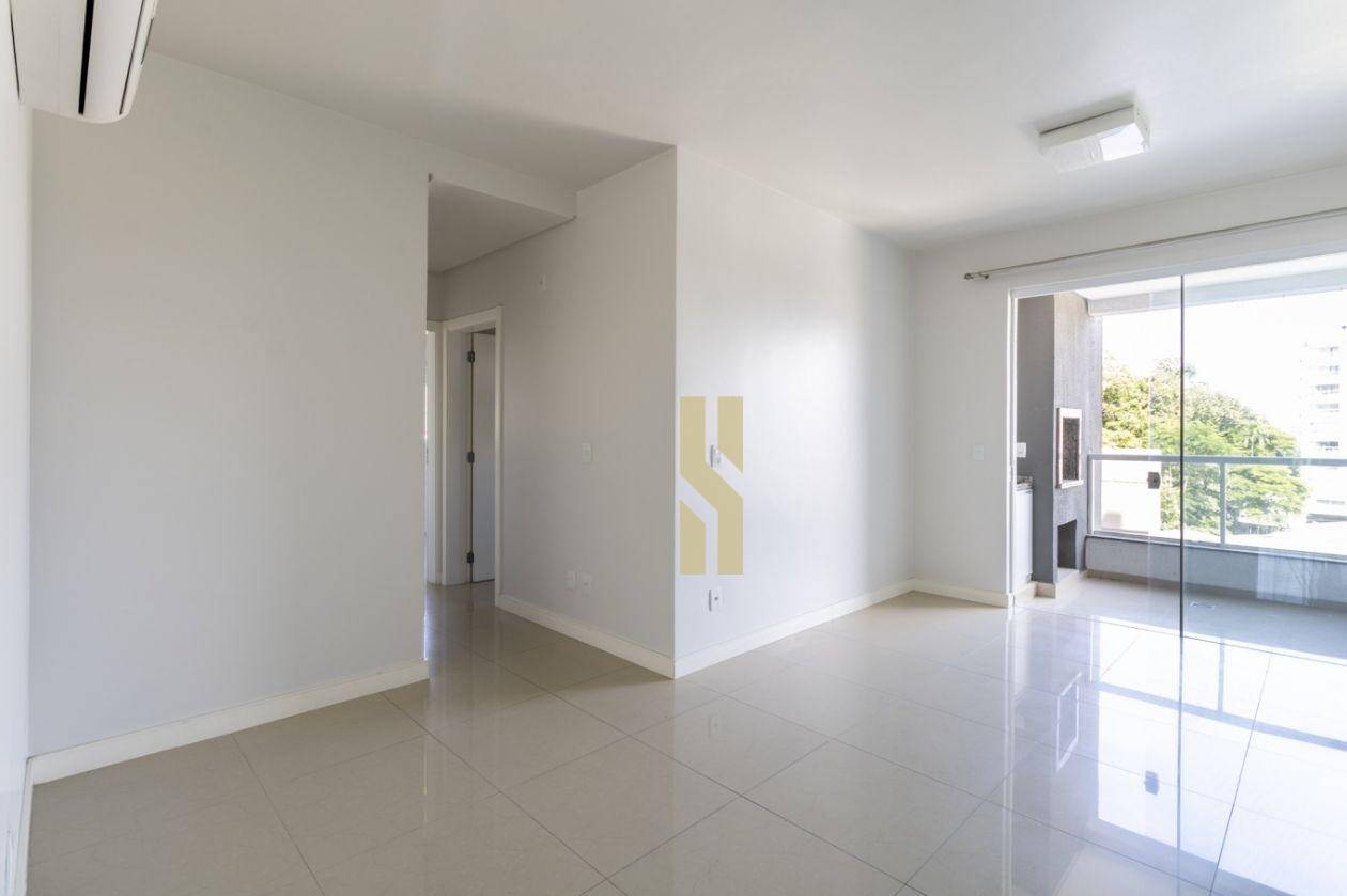 Apartamento à venda com 2 quartos, 70m² - Foto 5