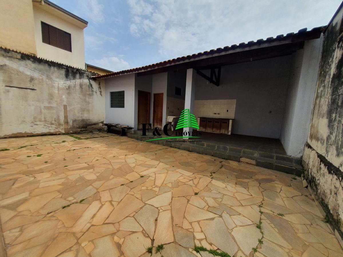 Casa à venda com 3 quartos, 356m² - Foto 6