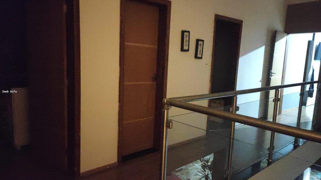 Casa à venda com 4 quartos, 450m² - Foto 4