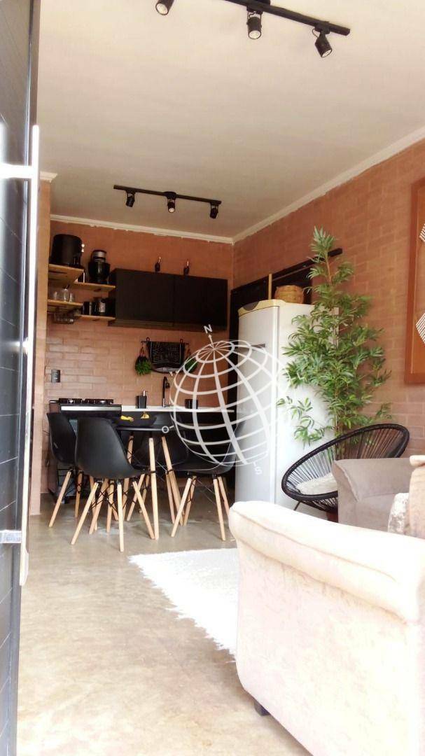 Casa à venda com 5 quartos, 128m² - Foto 3