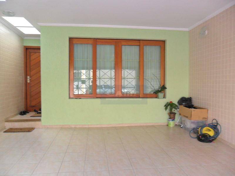 Sobrado à venda com 3 quartos, 120m² - Foto 2