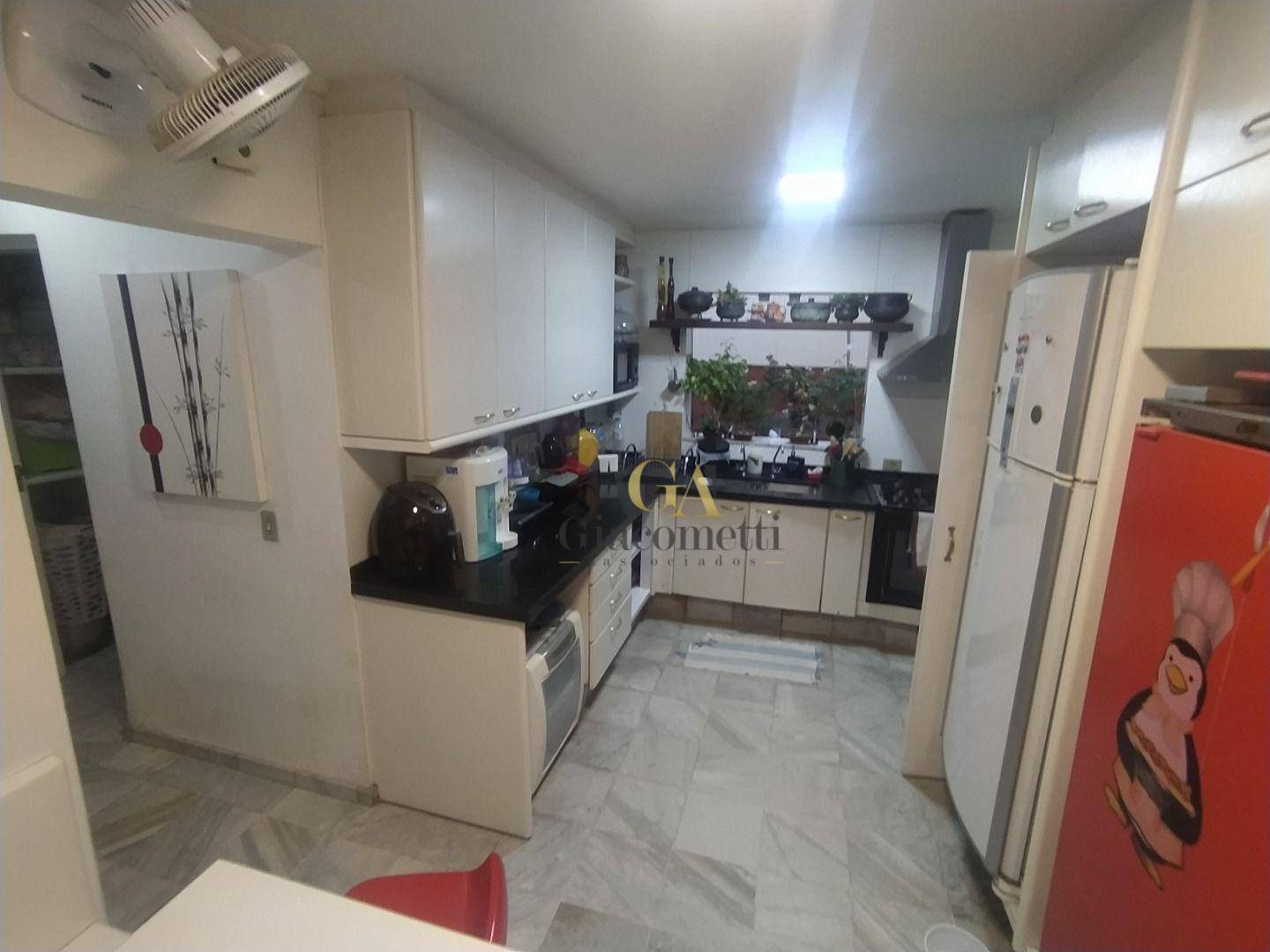 Casa de Condomínio à venda com 4 quartos, 400m² - Foto 6