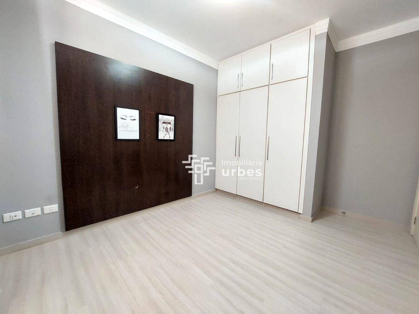 Casa para alugar com 3 quartos, 270m² - Foto 18