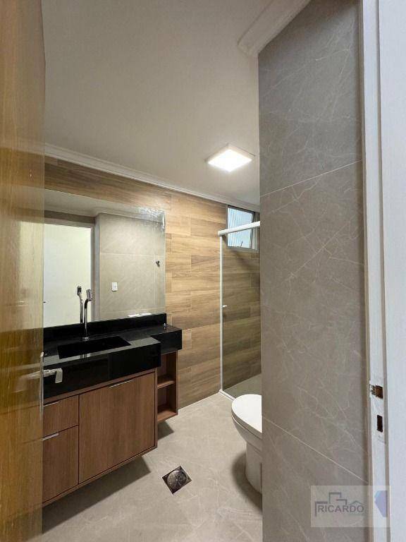 Apartamento para alugar com 3 quartos, 90m² - Foto 28