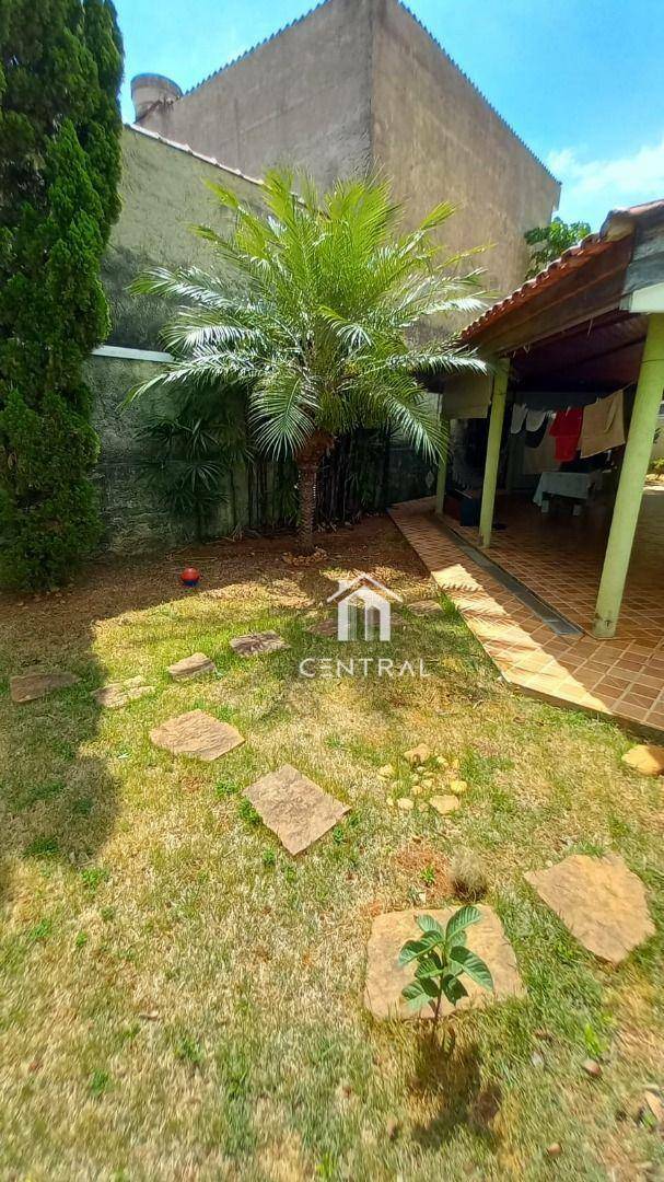 Sobrado à venda com 4 quartos, 257m² - Foto 5