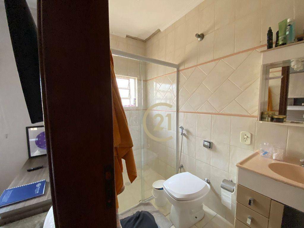 Casa à venda com 3 quartos, 203m² - Foto 14