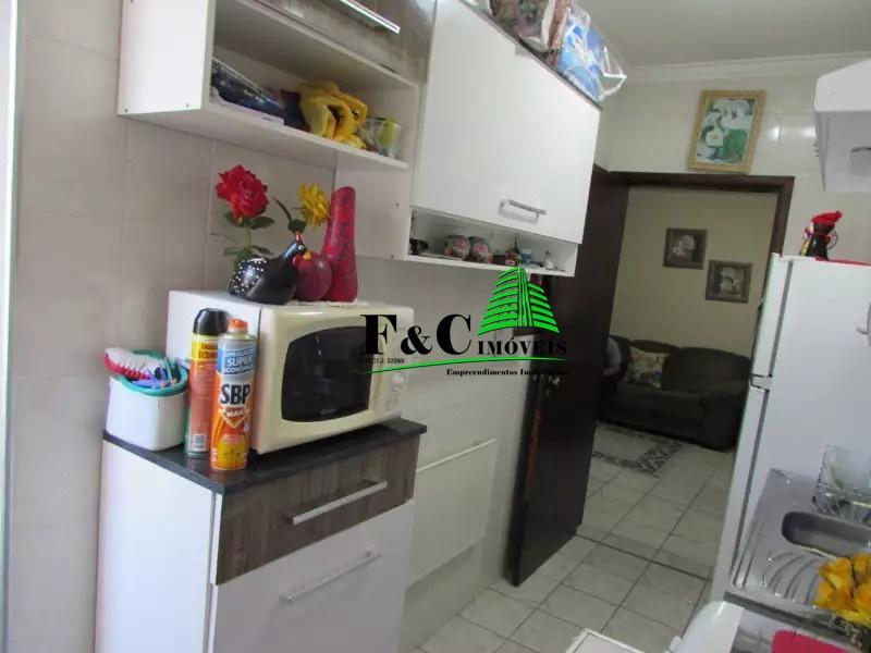 Apartamento à venda com 2 quartos, 64m² - Foto 4