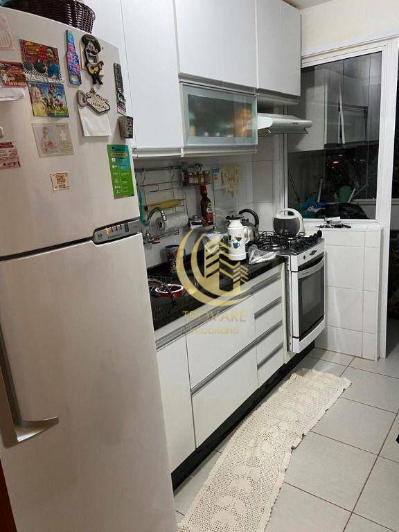 Apartamento à venda com 2 quartos, 68m² - Foto 2