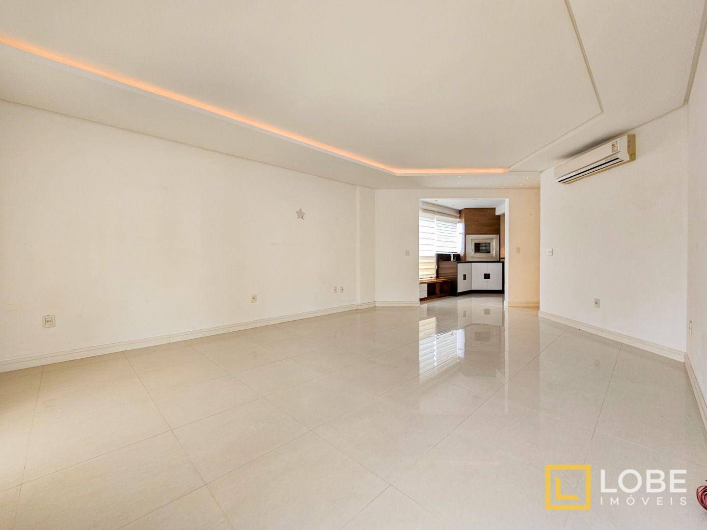 Apartamento à venda com 3 quartos, 167m² - Foto 3