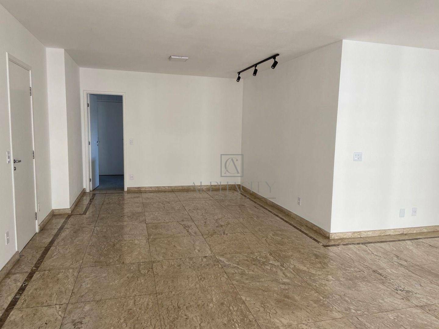 Apartamento para alugar com 3 quartos, 165m² - Foto 3