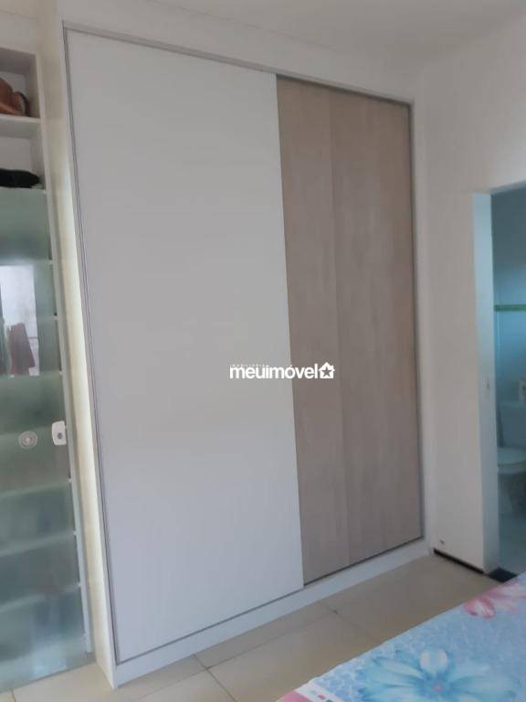 Casa à venda com 3 quartos, 104m² - Foto 11