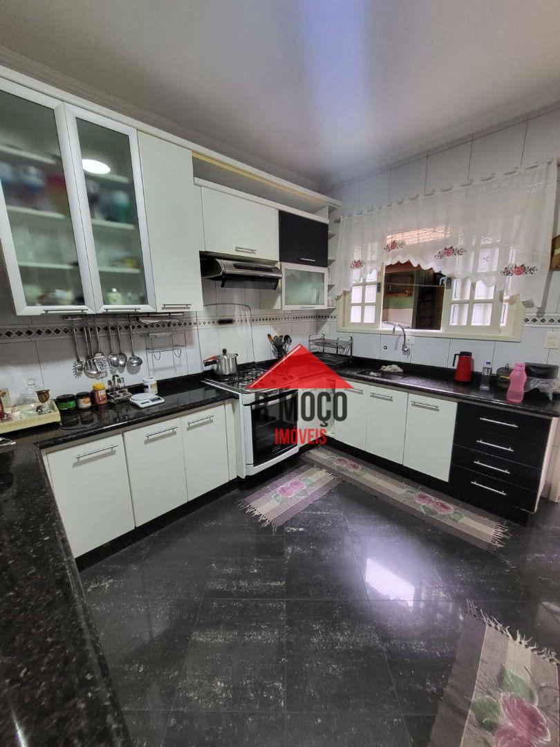 Sobrado à venda com 3 quartos, 152m² - Foto 5