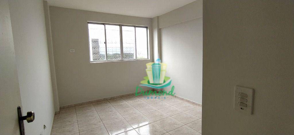 Apartamento para alugar com 3 quartos, 120m² - Foto 22