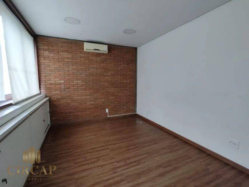 Casa para alugar com 9 quartos, 373m² - Foto 22