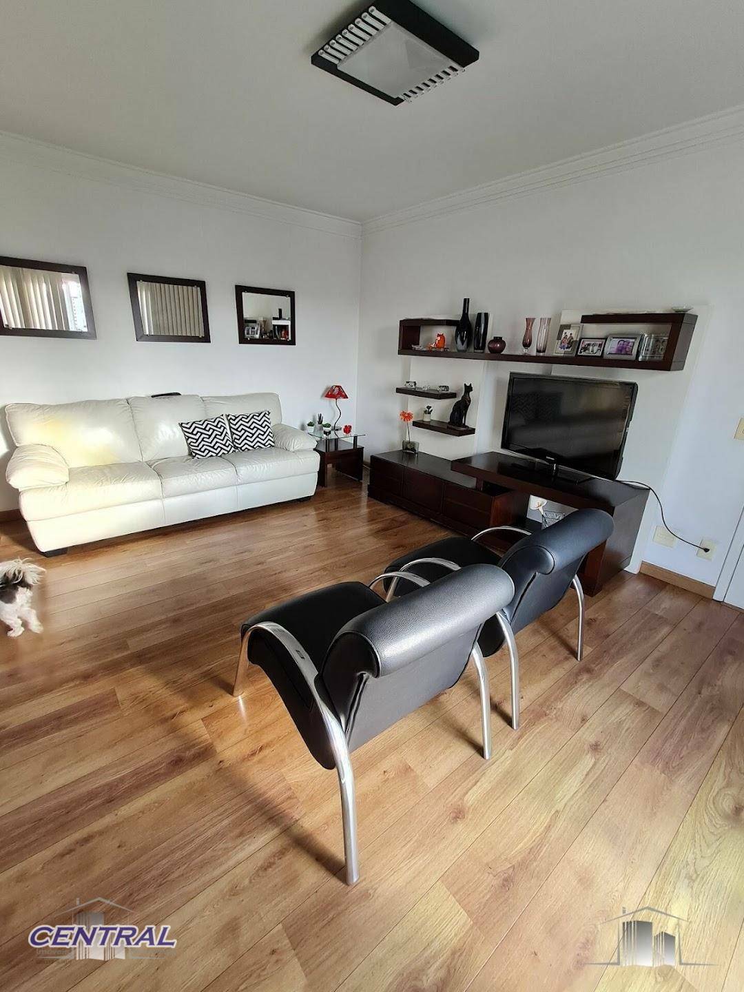 Apartamento à venda com 3 quartos, 136m² - Foto 5