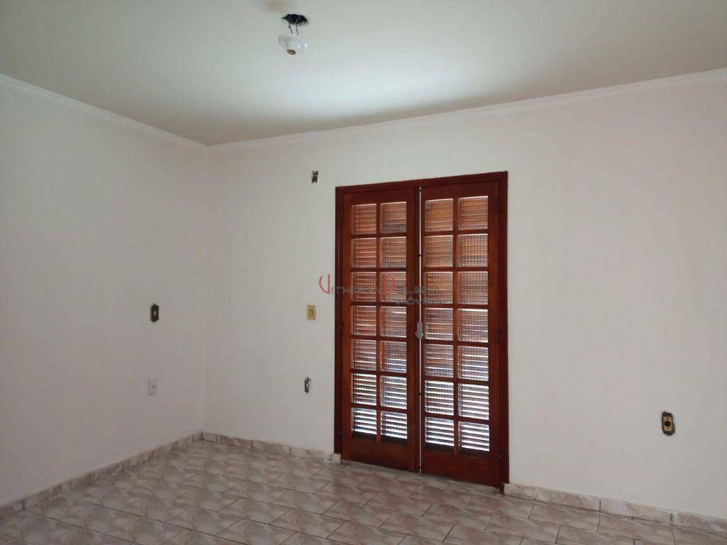 Casa à venda com 2 quartos, 100m² - Foto 22