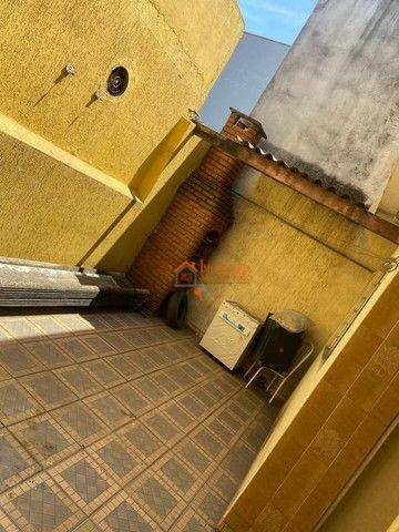 Sobrado à venda com 3 quartos, 100m² - Foto 5