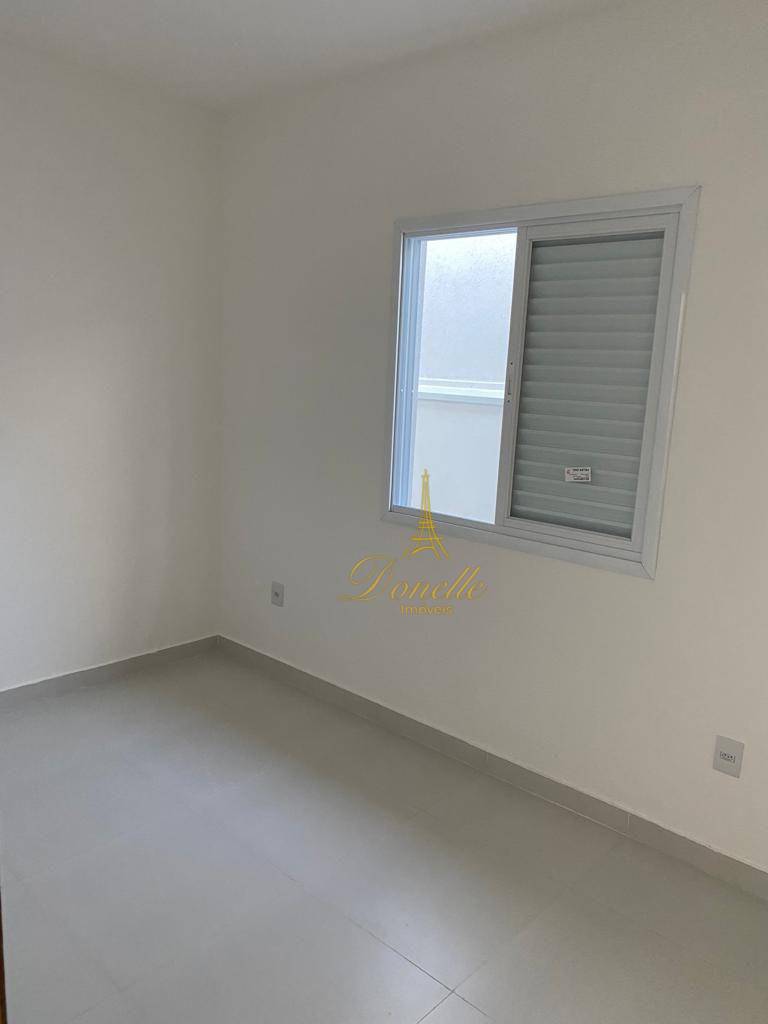 Casa à venda com 2 quartos, 60m² - Foto 18