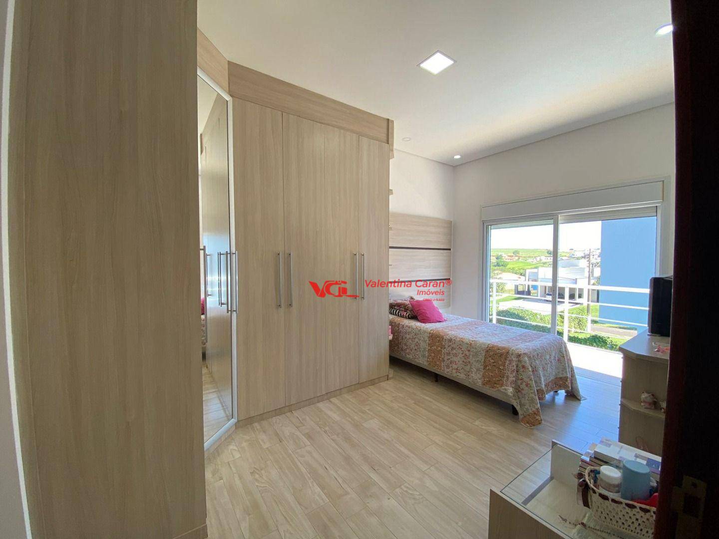 Casa de Condomínio à venda com 4 quartos, 385m² - Foto 15