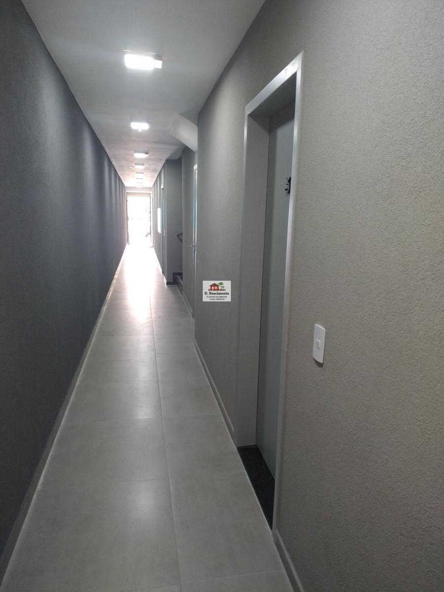 Apartamento à venda com 2 quartos, 39m² - Foto 17