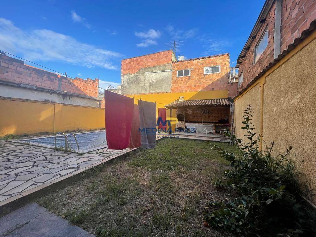 Casa à venda com 2 quartos, 200M2 - Foto 22