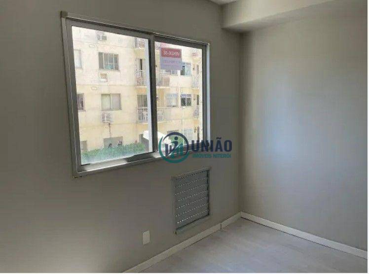 Apartamento à venda com 2 quartos, 68m² - Foto 3