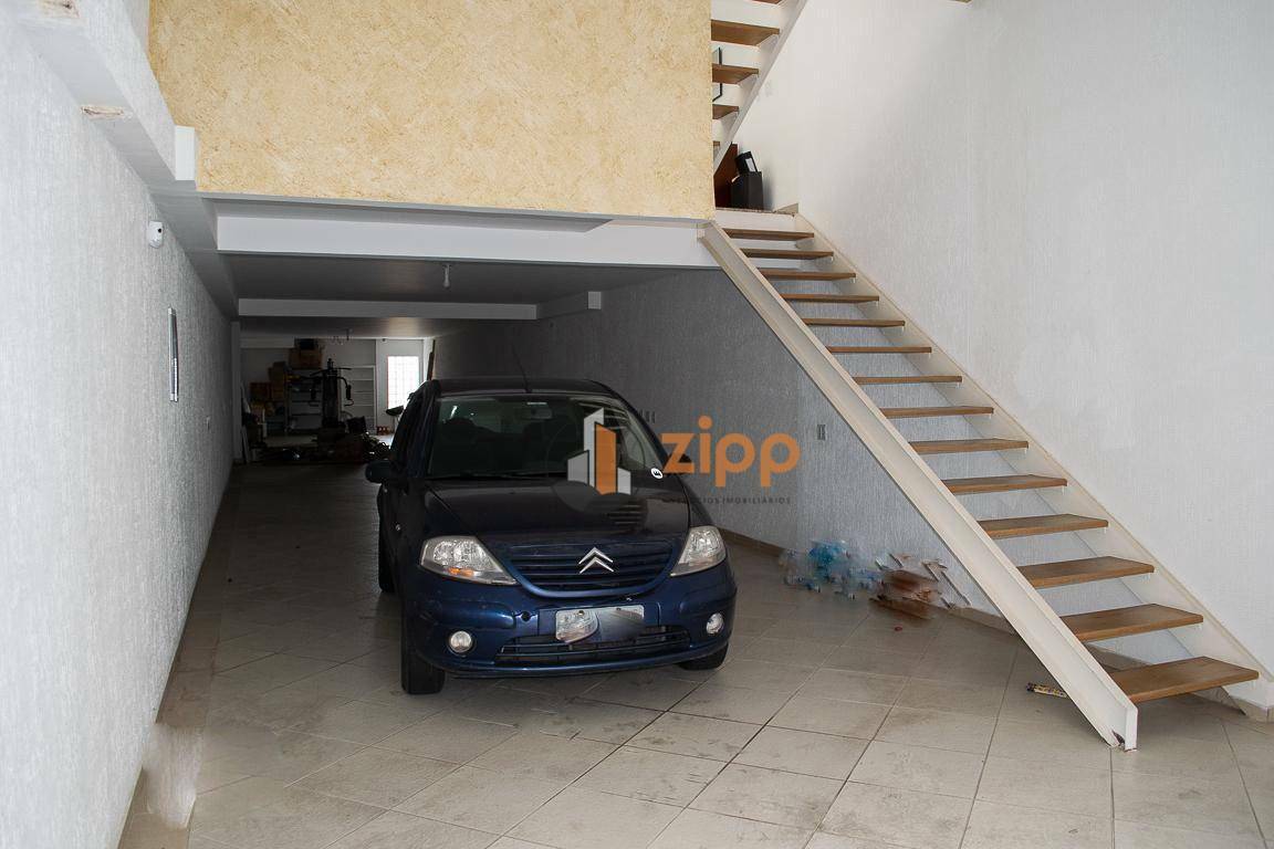 Sobrado à venda com 3 quartos, 450m² - Foto 13