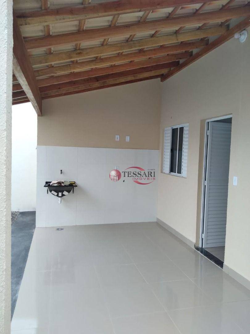 Casa à venda com 2 quartos, 70m² - Foto 14