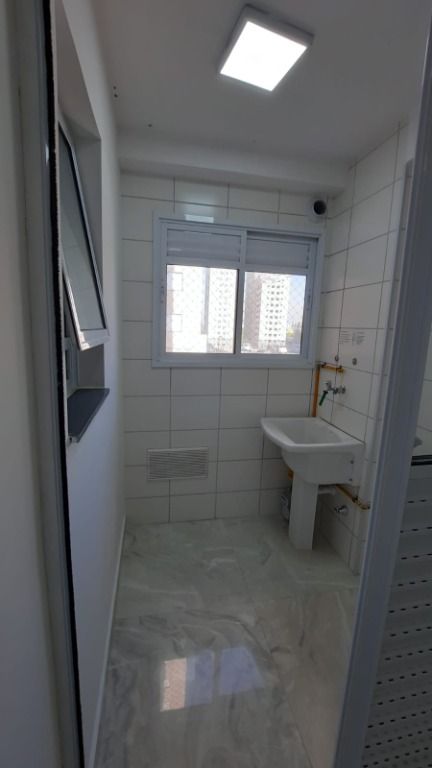 Apartamento à venda com 2 quartos, 65m² - Foto 7