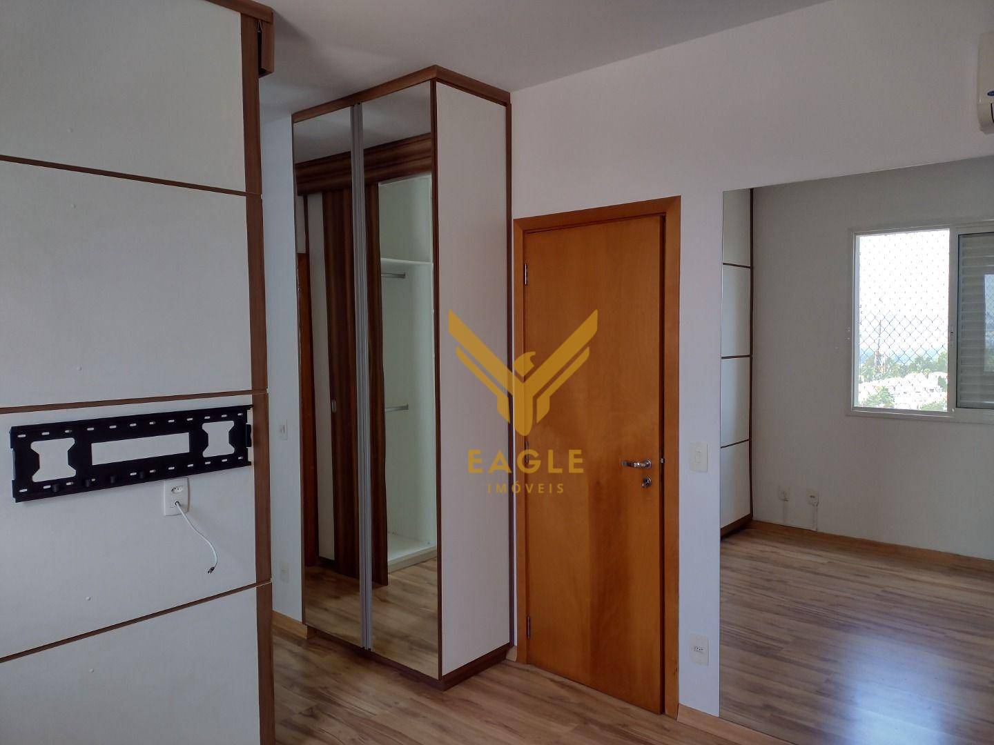 Apartamento à venda com 3 quartos, 122m² - Foto 8