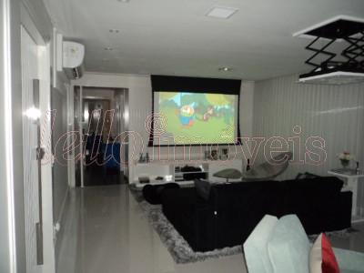 Apartamento à venda com 3 quartos, 210m² - Foto 3