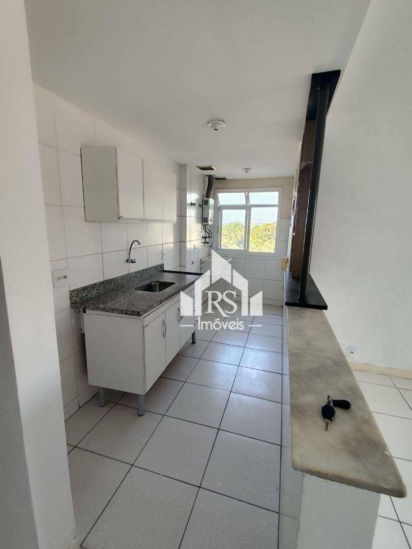 Apartamento à venda com 2 quartos, 56m² - Foto 3