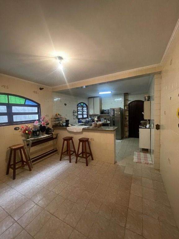 Sobrado à venda com 3 quartos, 216m² - Foto 5