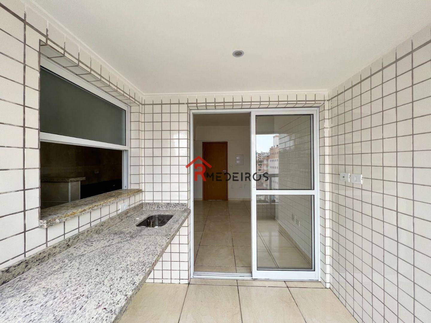 Apartamento à venda com 2 quartos, 69m² - Foto 2