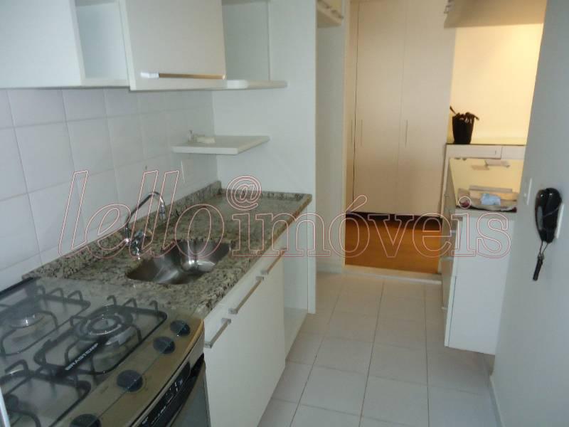 Apartamento para alugar com 1 quarto, 65m² - Foto 7