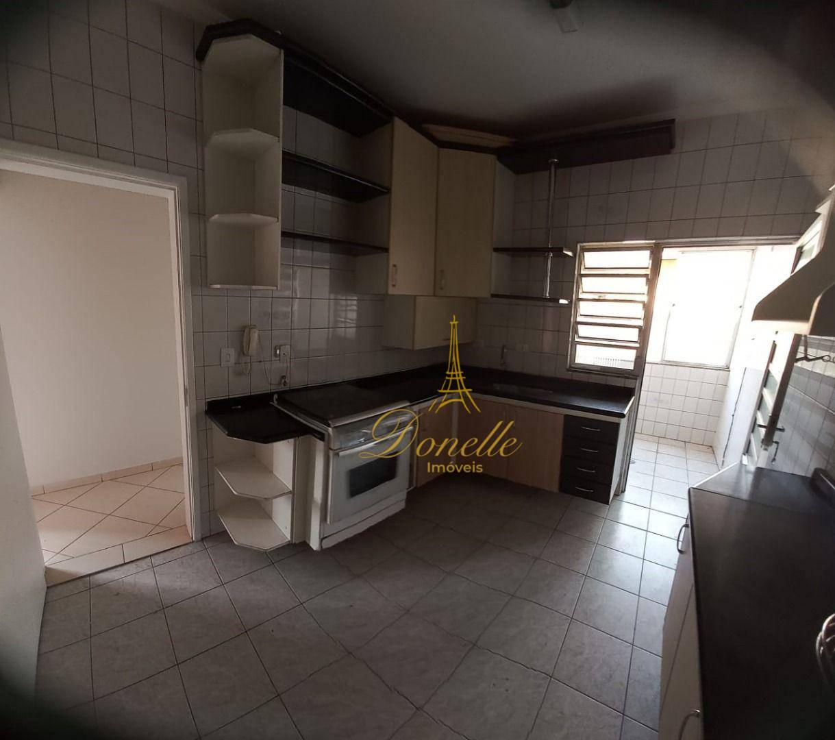 Apartamento para alugar com 2 quartos, 70m² - Foto 5