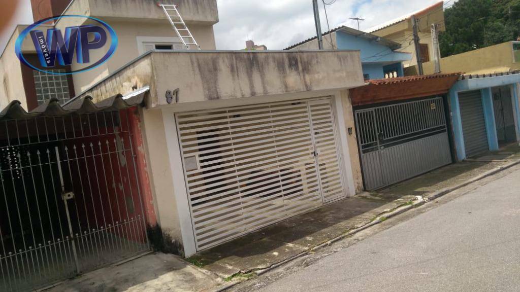 Sobrado à venda com 3 quartos, 200m² - Foto 2