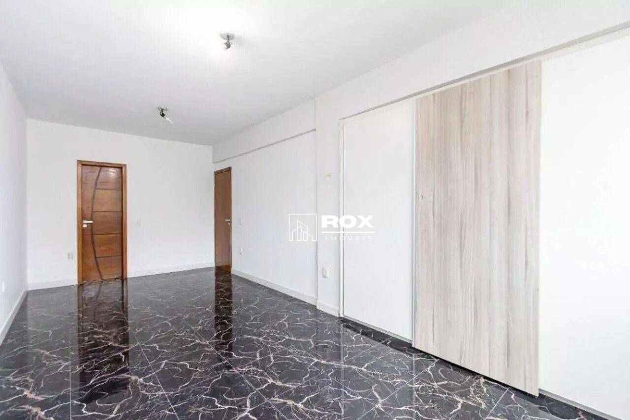 Casa de Condomínio para alugar com 3 quartos, 300m² - Foto 15