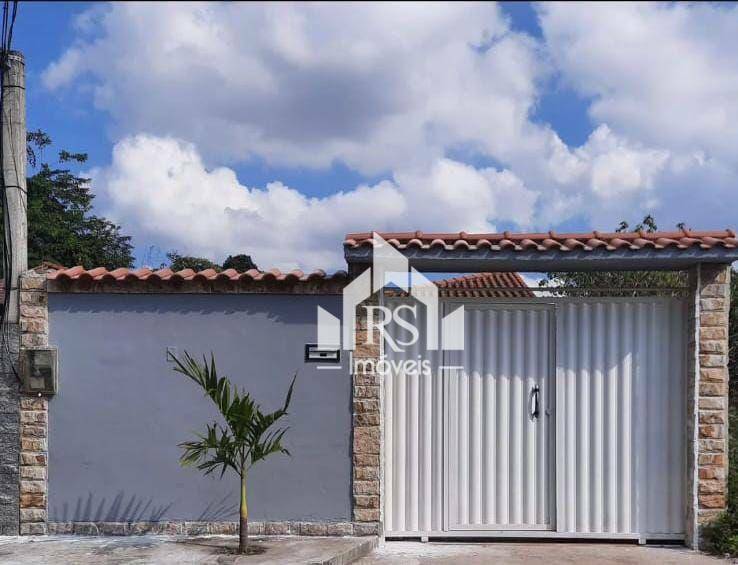 Casa à venda com 2 quartos, 56m² - Foto 1