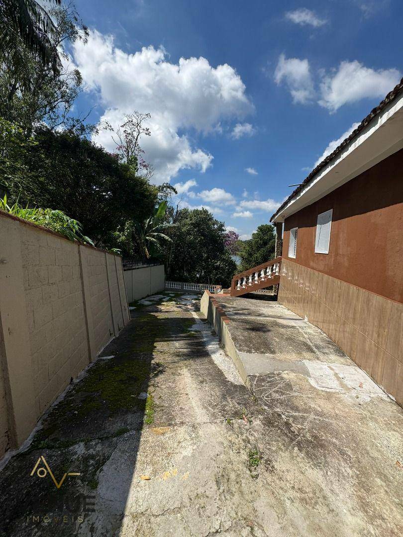 Chácara à venda com 2 quartos, 200m² - Foto 15