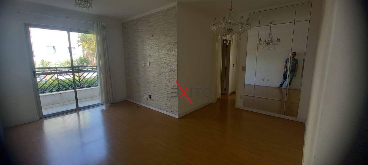 Apartamento à venda com 2 quartos, 66m² - Foto 2