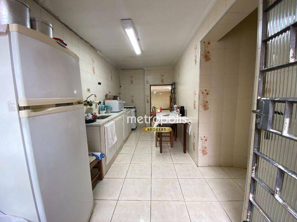 Casa à venda com 2 quartos, 141m² - Foto 1