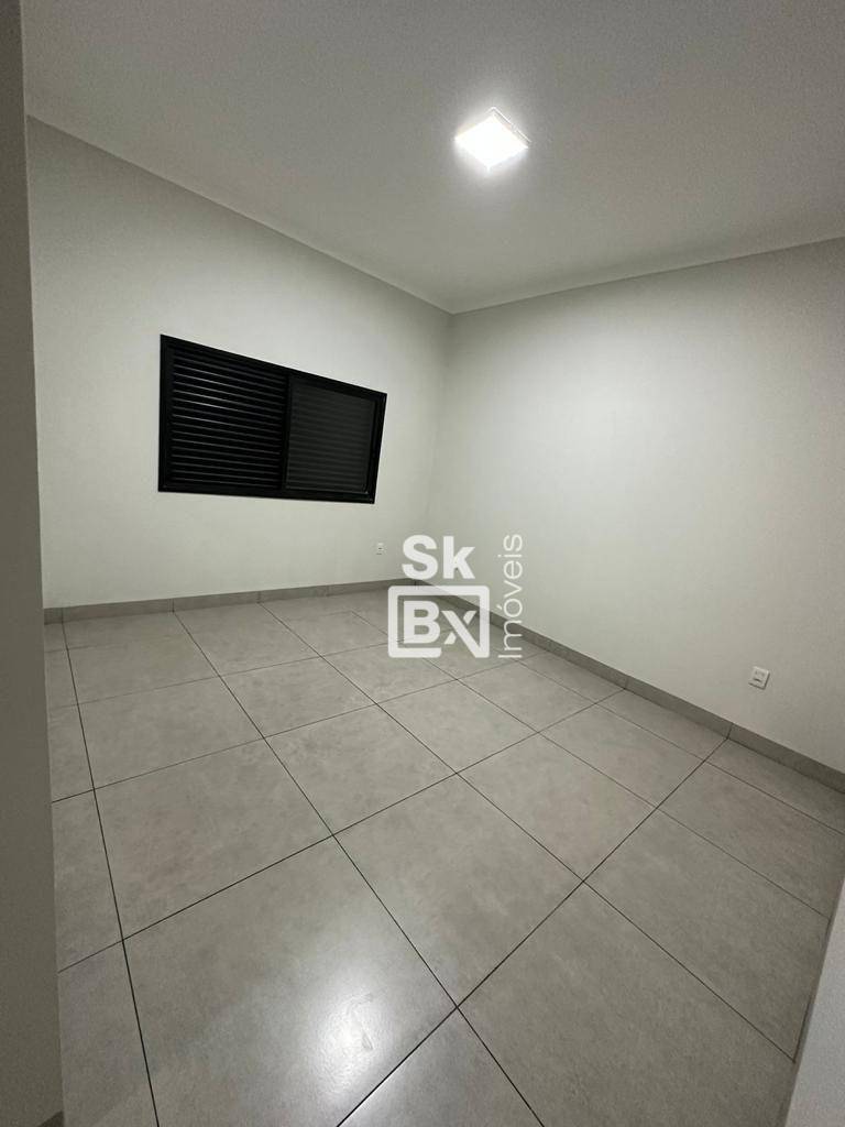 Casa à venda com 3 quartos, 99m² - Foto 11